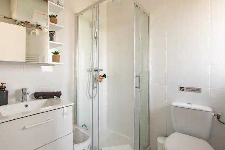 Le Studio Parisien Boissy-Saint-Léger Buitenkant foto