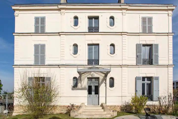 Le Studio Parisien Boissy-Saint-Léger Buitenkant foto